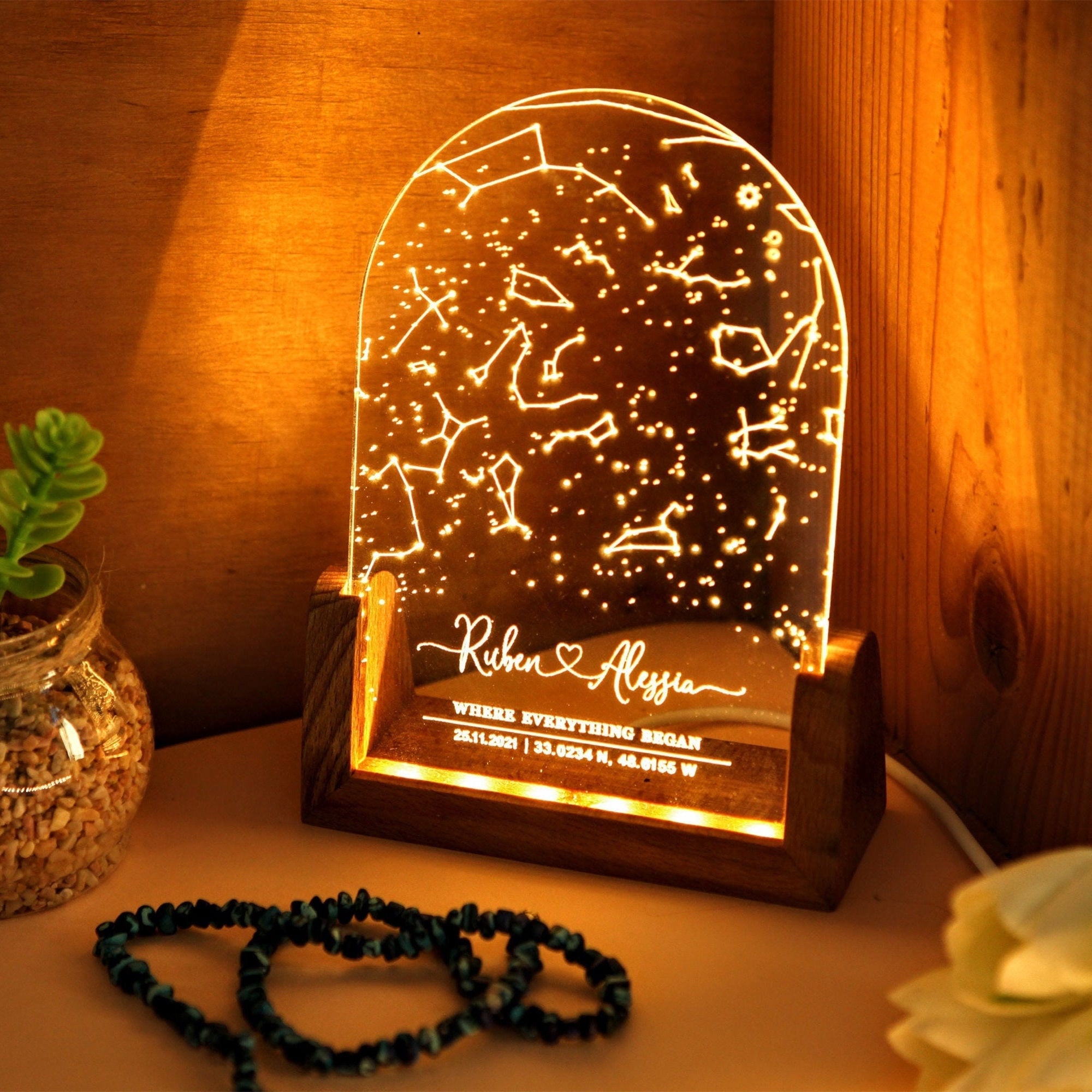 Personalized Constellation Chart Lamp ， Gift Star Map on Night Light