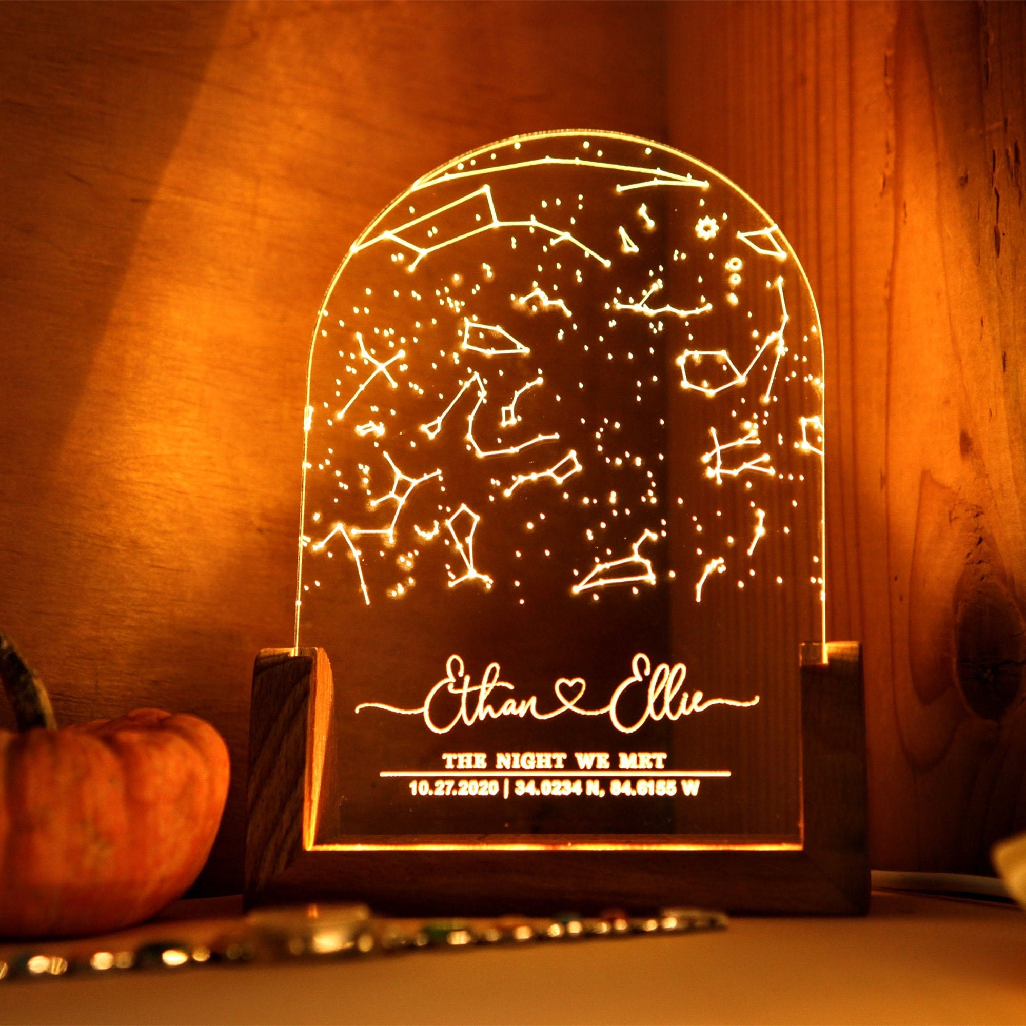 Personalized Constellation Chart Lamp ， Gift Star Map on Night Light